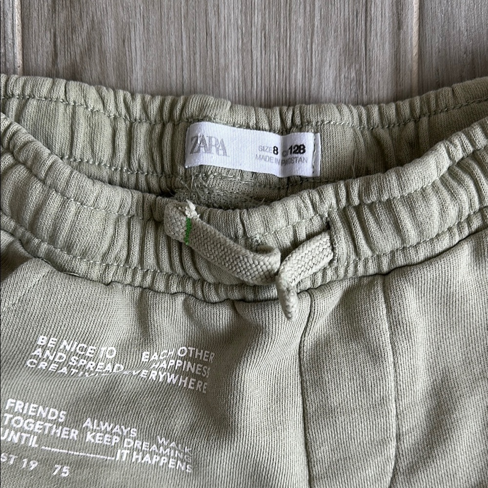 ZARA KIDS NEON TEXT PLUSH SHORTS SIZE 8 - Picture 3 of 4